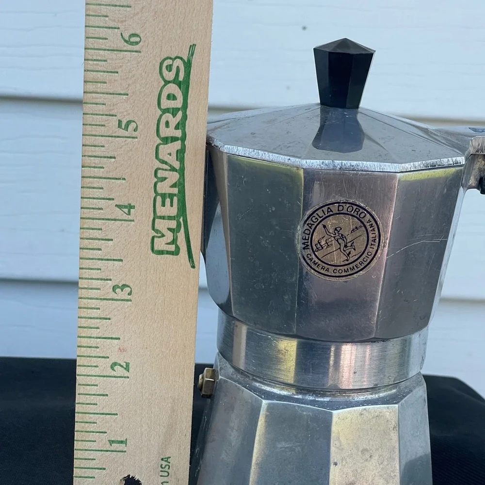 Medaglia d'Oro Vintage Italian Aluminum Stovetop Espresso Moka Pot Silver Small